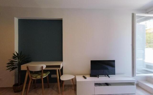 Velin Apartment