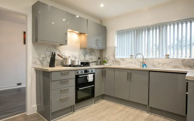 Nottingham Top Serviced Home