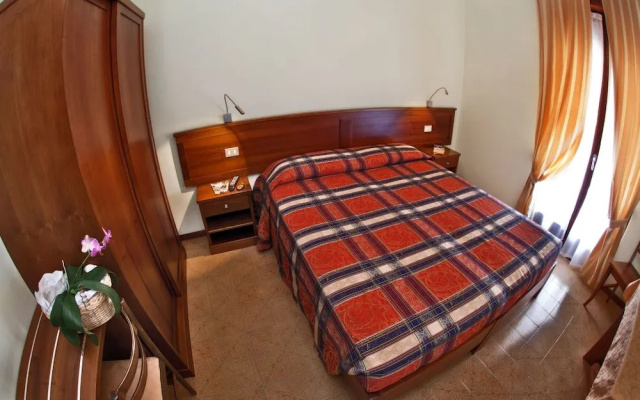 Hotel Lory