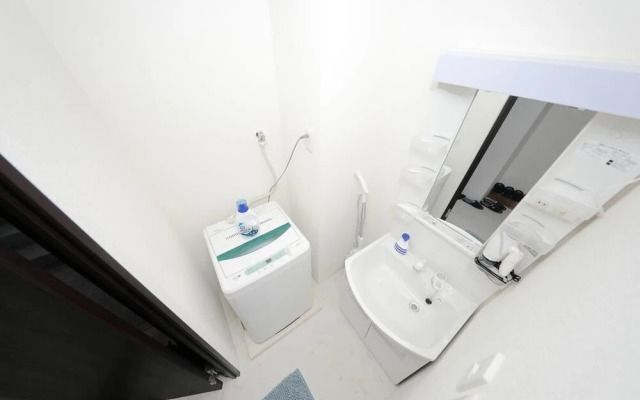 Premier in Land Mark Ebisu Osaka 601 (187-2)