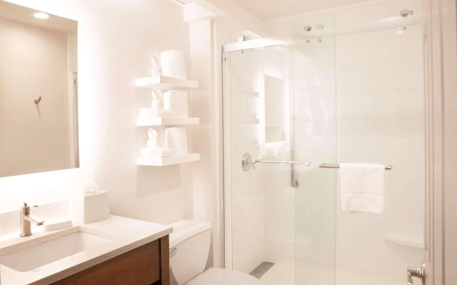 Hampton Inn & Suites Seattle-Downtown