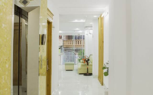 Caroline Beach Vung Tau