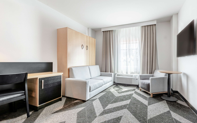 DoubleTree by Hilton Quebec Resort