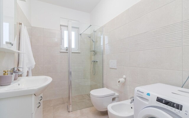 Awesome Apartment in Medulin With 3 Bedrooms and Wifi