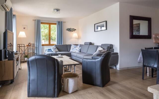 Luxury villa with pool and unique location in Malviès