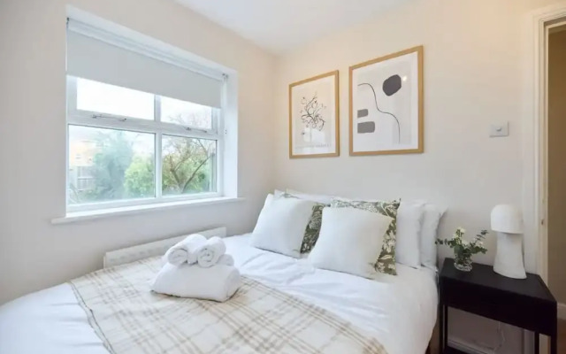 The Guildford Getaway - 3bdr With Garden