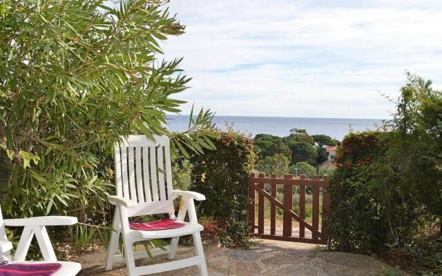 Appartement Le Lavandou, 1 pièce, 4 personnes - FR-1-251-50