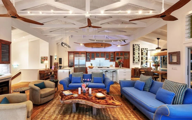 Hanalei Dream 5 Bedroom Home by RedAwning