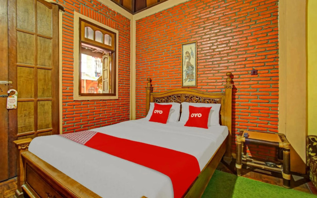 OYO 90031 Villa Papada