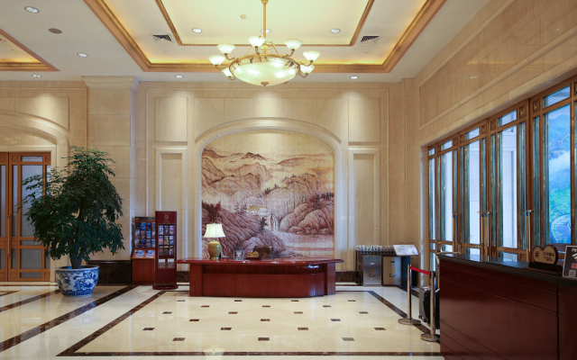 Oriental Riverside Bund View Hotel