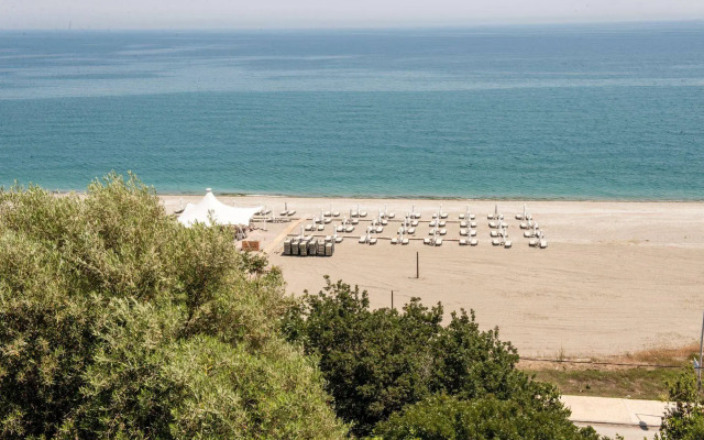 Golden Beach Agiocampos Hotel
