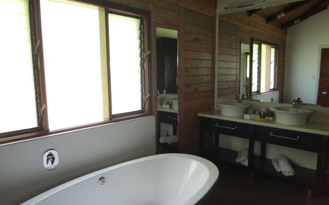 Aga Reef Resort and Spa