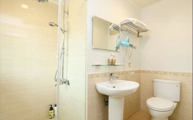 Meet Love at Pacific Ocean Turtle Island B&B