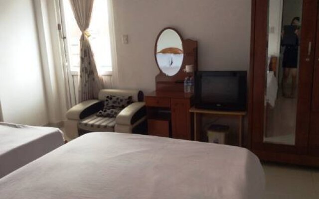 Bat Tri Hotel