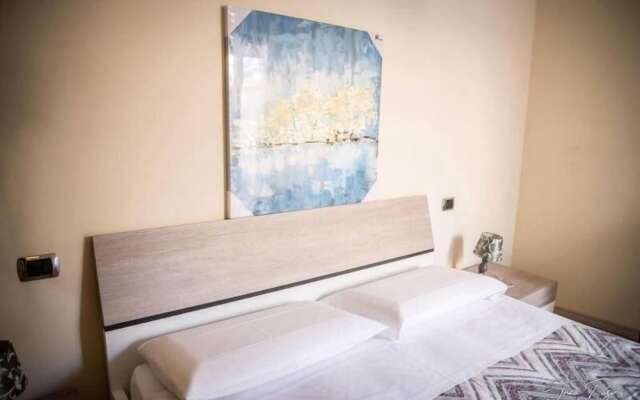 Hotel Lonatino