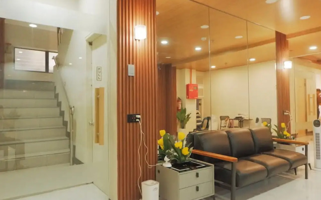 Brightwood Hotel & Residences