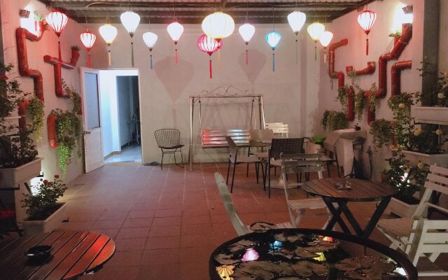 Travellers Nest Hostel