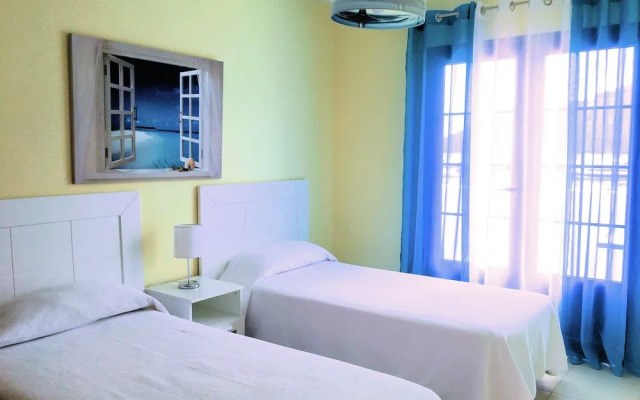 Evita Beach Apartamentos Y Suites