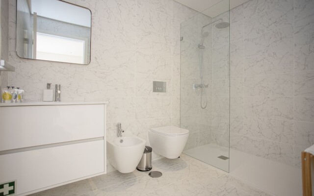 Liiiving - City Design Apartment C