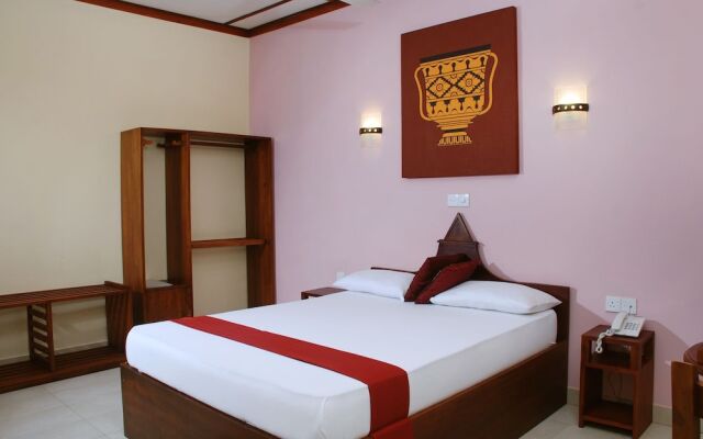 The Triangle Hotel