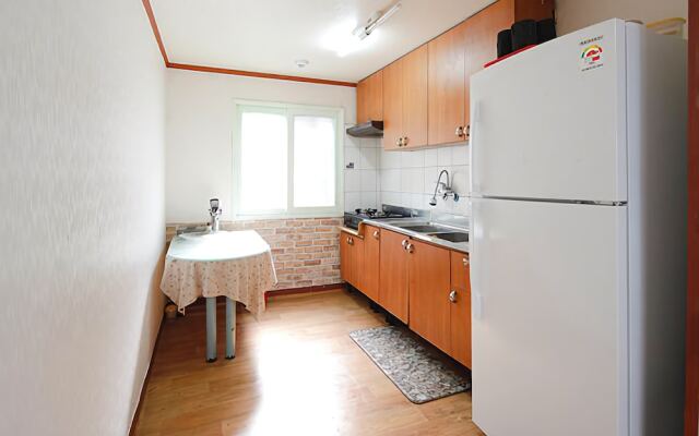 Yangsan Forur Seasons Villa Pension
