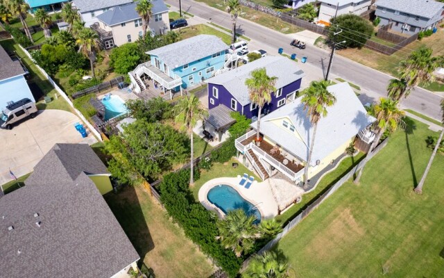 The Shell House Private Pool Pet Friendly