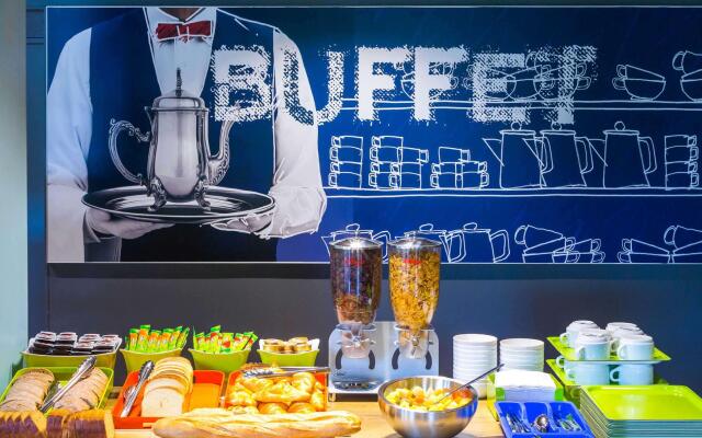 ibis budget Courbevoie Paris la Defense 1