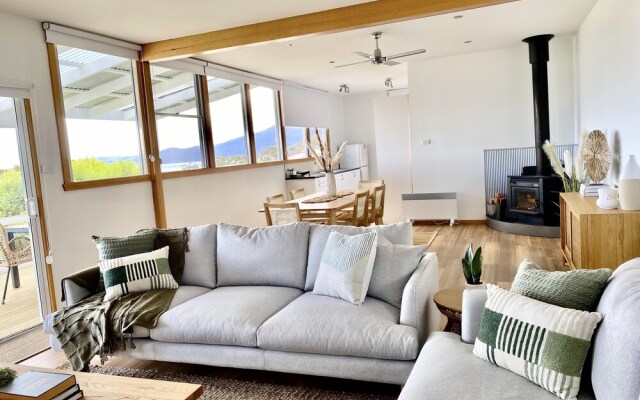 Blue Cottage Bruny Island