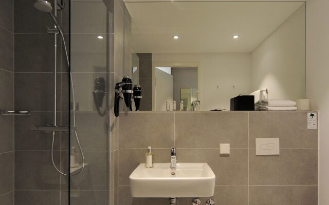 Bayer 89 Vi Vadi Hotel