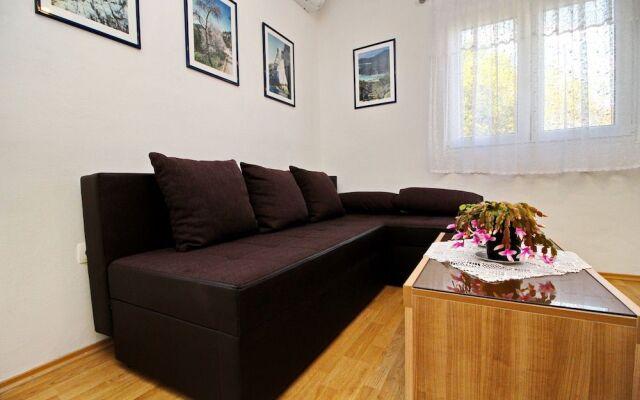 Apartments Nodilo