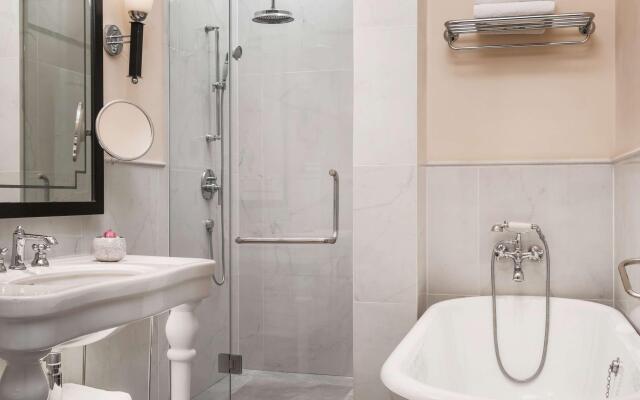 Raffles Hotel Le Royal