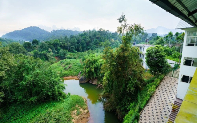 Pepper Green Village