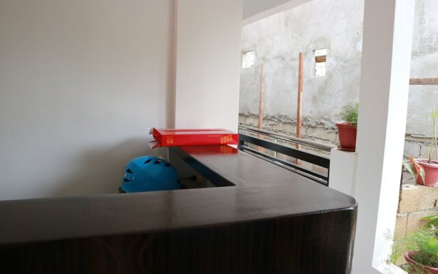 Chelle's Apartelle - Inn