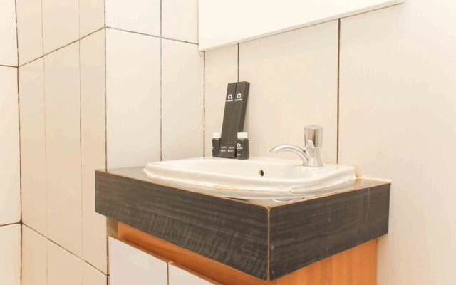 Nice and Homey Studio at Grand Kamala Lagoon Apartment