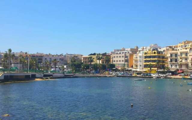 Peaceful Haven With Stunning Views Close to sea