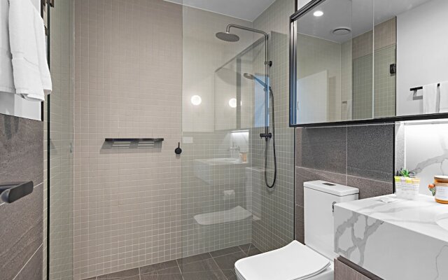 Lumina Suites