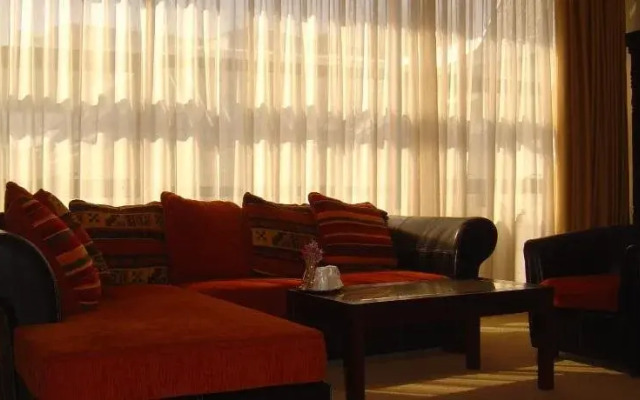 Atrium Hotel Ateneu City Center