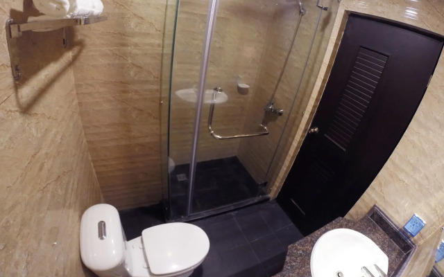 Virati Hotel
