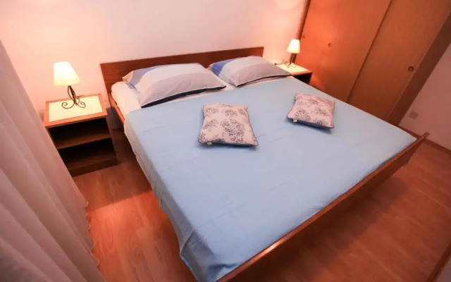 Apartments Ana