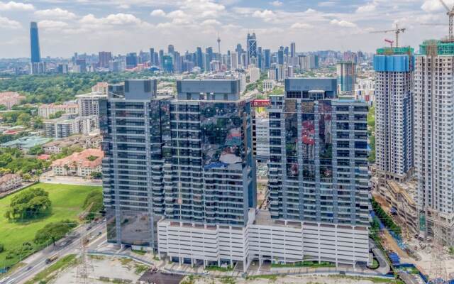 OYO Home 89596 Amazing 2br 3 Towers