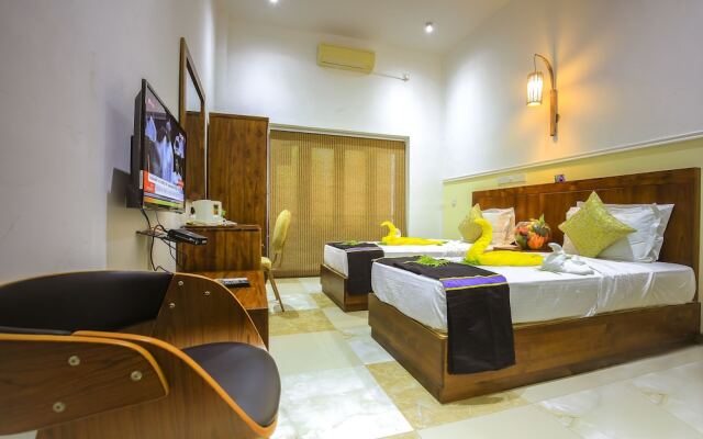 Grand Rockland Hotel