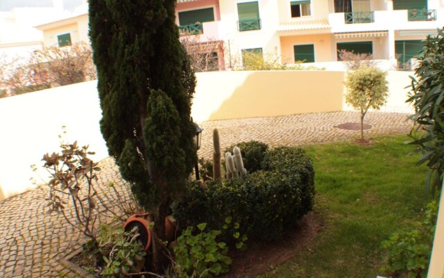 Apartment With 2 Bedrooms in Albufeira, With Pool Access, Enclosed Gar