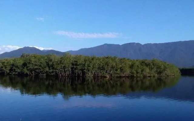 Cantinho da Lu em apt inteiro 800 mt da praia
