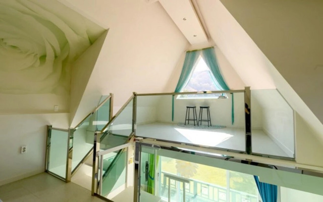 Yangyang Badaae Geolinbeol Pension