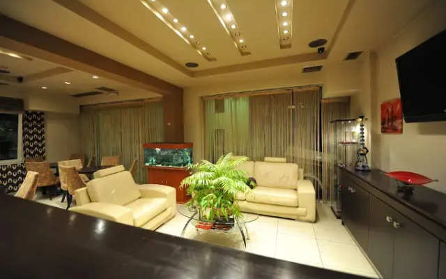Ceragio Hotel & Apartments