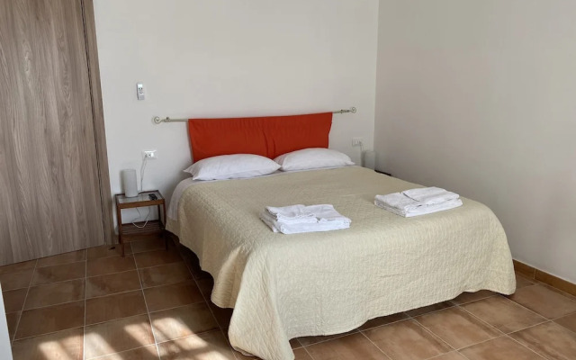 Sui Tetti Di Iglesias