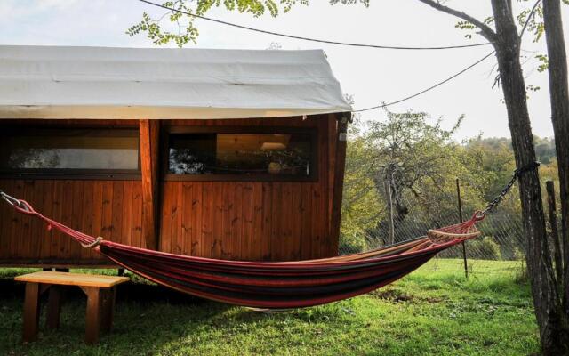 Jvarisa Glamping