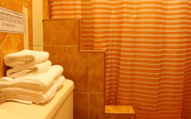 Hostal Wachuma B&B