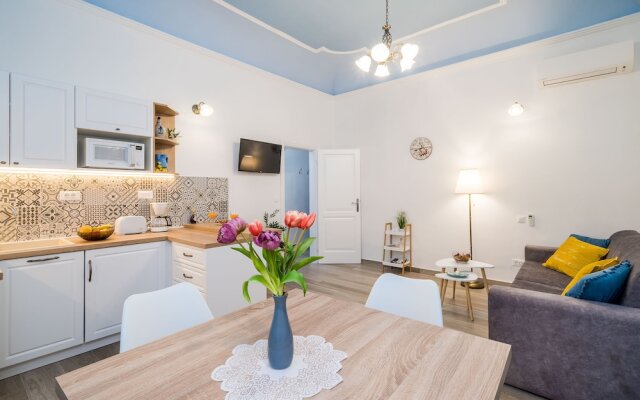 Old Town Apartment Near Stradun