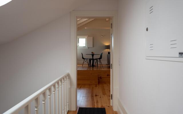 Oporto Rooftop Studio by Vacationy